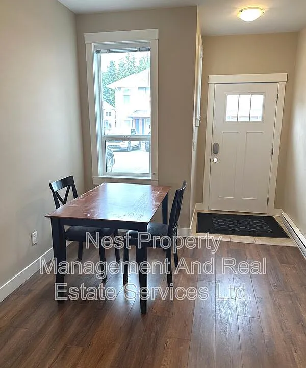 110 Baxter Ave #103