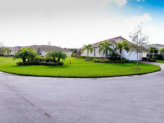 5th image of 9693 SW Royal Poinciana Dr