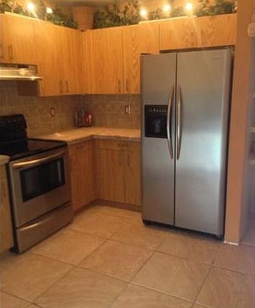 4th image of 900 Constitution Dr #900H