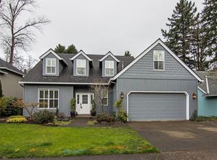 5887 SW Langford Ln, Lake Oswego, OR 97035