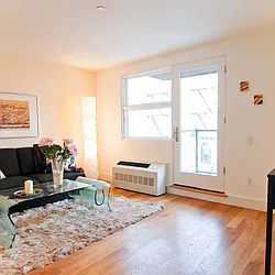 Rented by Rennit Inc.