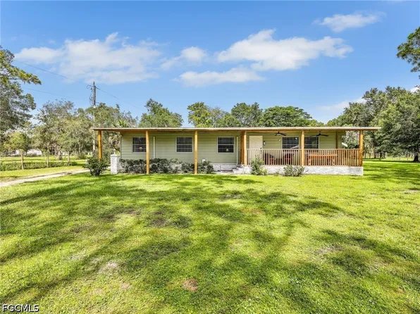 5741 Neal Rd, Fort Myers, FL 33905