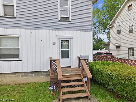 5th image of 1113 High St NE