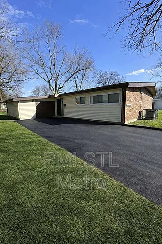 8439 Alder Ave Photo 1