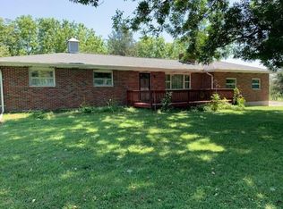 7767 Gale Rd SW, Hebron, OH 43025