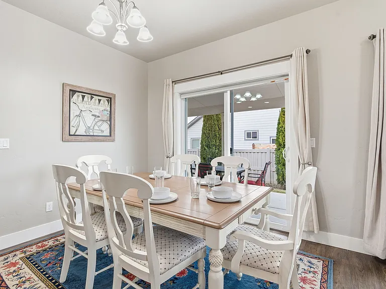 1136 Overland Trl — Photo 9