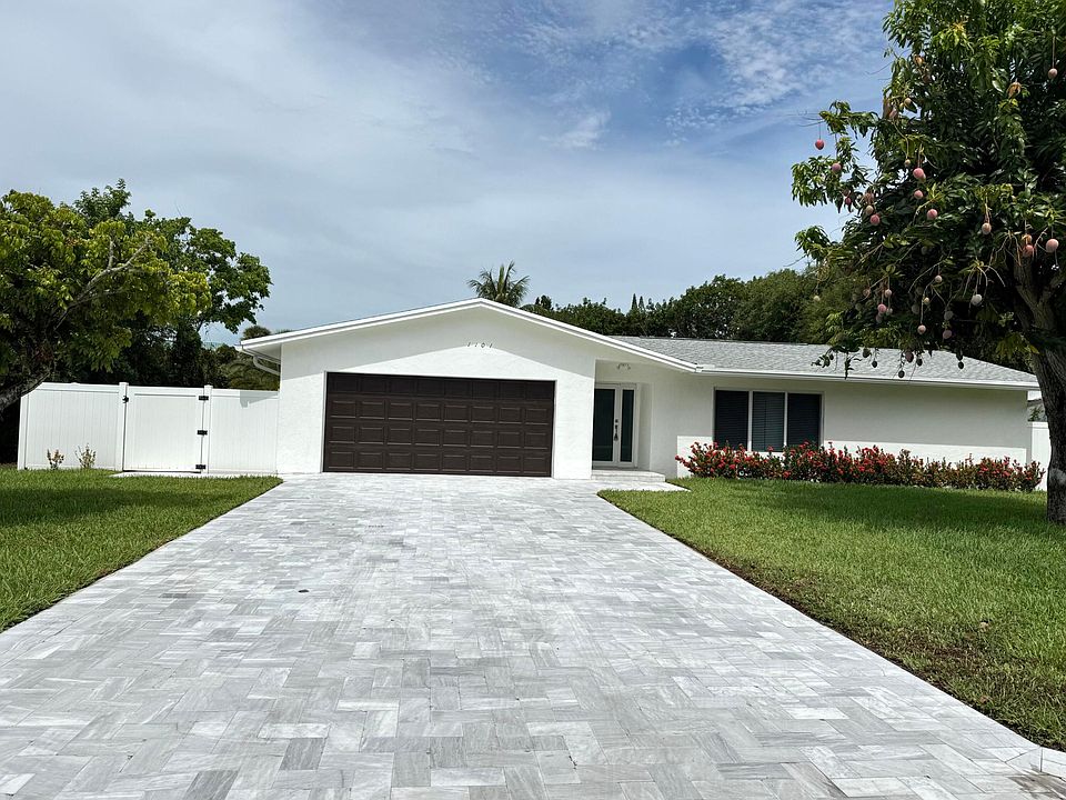 1st image of 1101 NW 5th Avenue