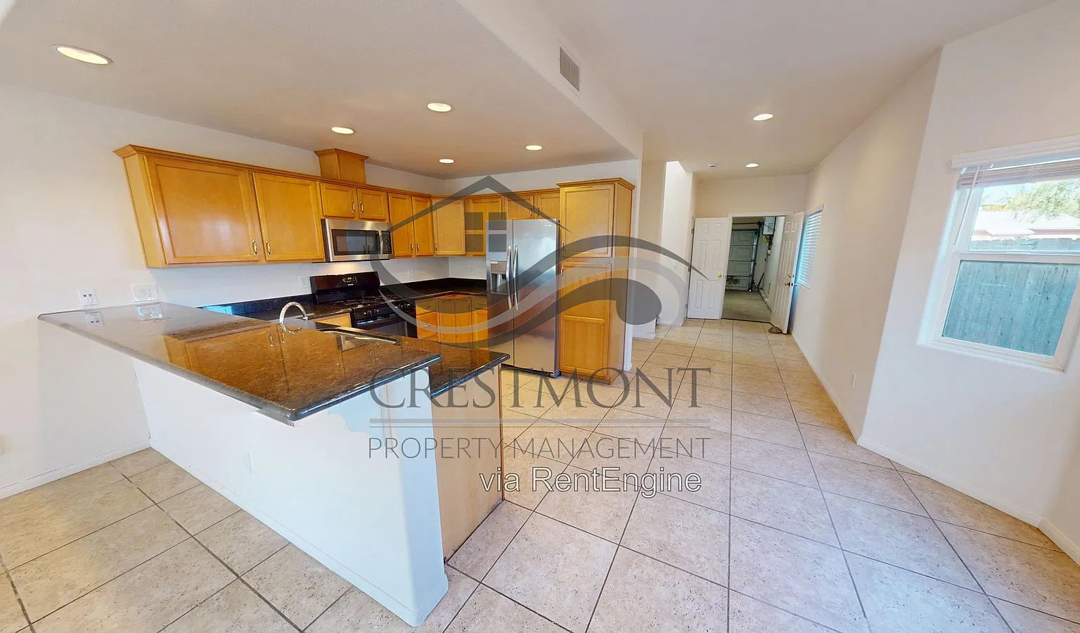 3 bed, 2.5 bath, 1986 sqft, $3,850 — Photo 4