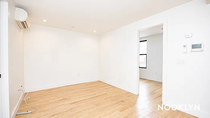 Rented by Nooklyn NYC LLC | media 24
