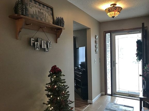 2nd image of 2807 Marian Dr