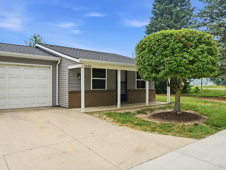 1462 E Kammerer Rd — Photo 20