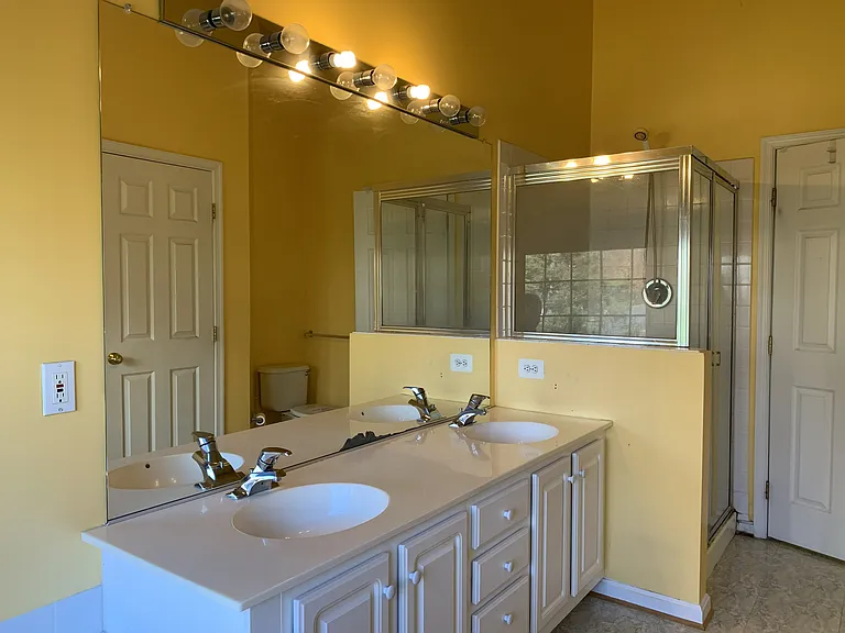 4605 Fair Valley Dr — Photo 8