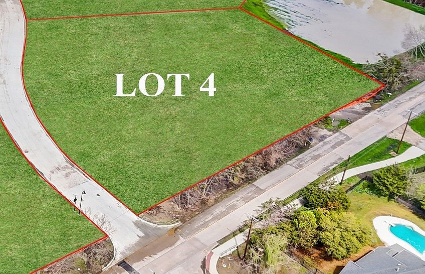 2nd image of 300 Chapel View Ct