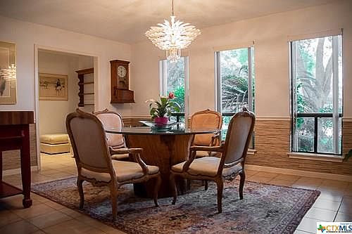 3rd image of 116 Woodwind Dr