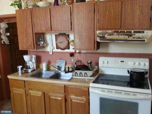 4th image of 811 E Tioga St