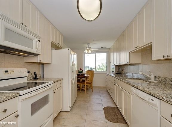 4th image of 7601 Lincoln Ave APT 612