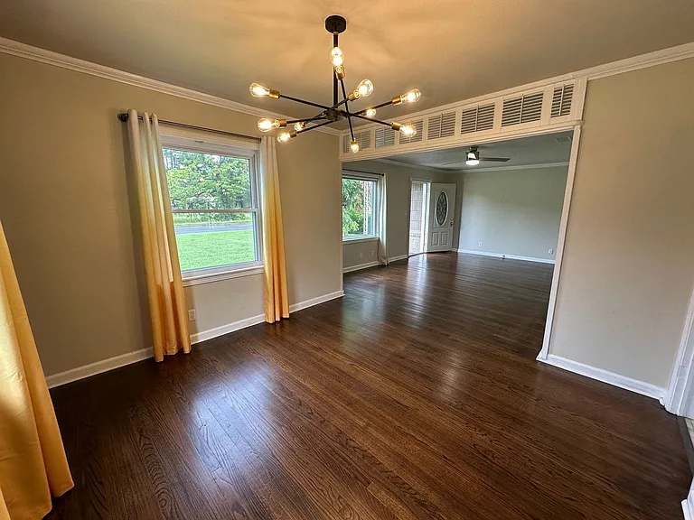 2521 Sunnybrook Dr — Photo 5