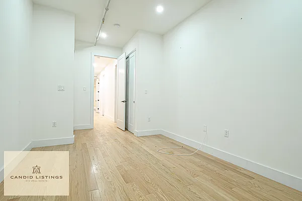 Rented by Candid Listings LLC | media 35