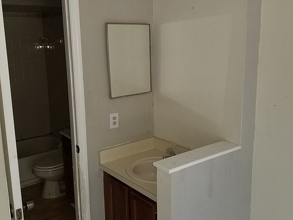 5th image of 11323 Regal Square Dr