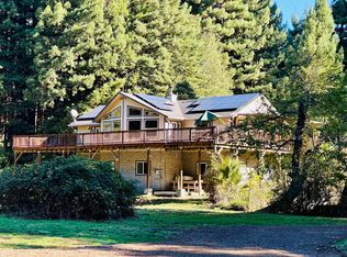 3330 Whitlow Rd, Myers Flat, CA 95554