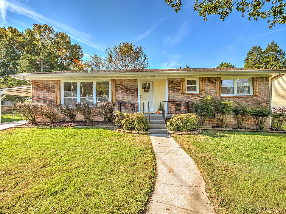 1st image of 3847 Debonair Dr