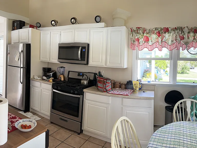 3713 W Brigantine Ave — Photo 9