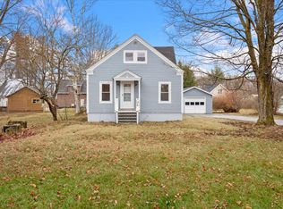 21 Park Ave, Dixfield, ME 04224