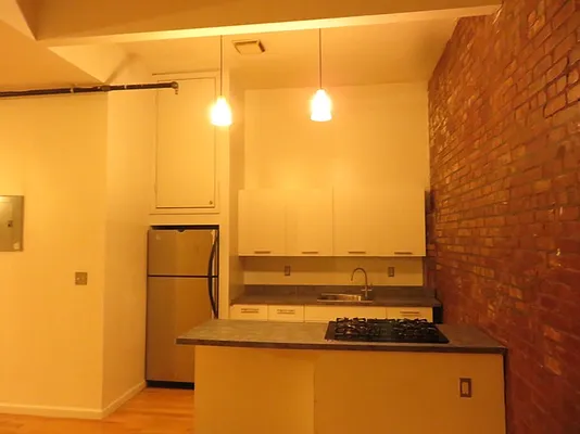 Rented by Rennit Inc. | media 9