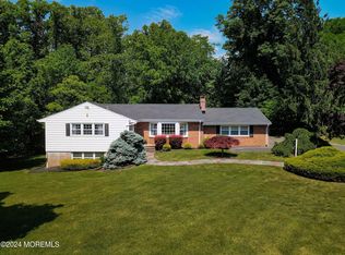 57 Robin Ct, Middletown, NJ 07748