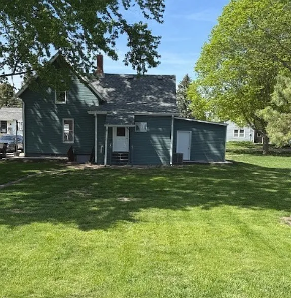 3 bed, 1100 sqft, $1,500 — Photo 4
