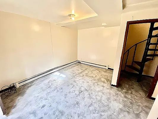 5th image of 223 9th St APT 1F