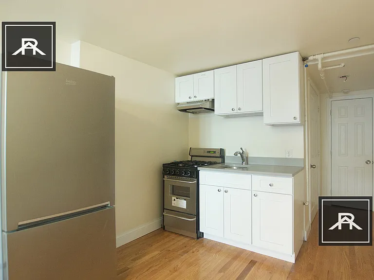 503 E Broadway #1 — Photo 1