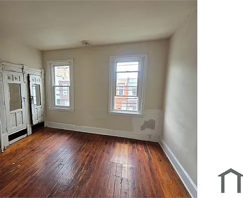 3106 Emerald St — Photo 4