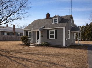 118 Pilgrim Rd, Springfield, MA 01118