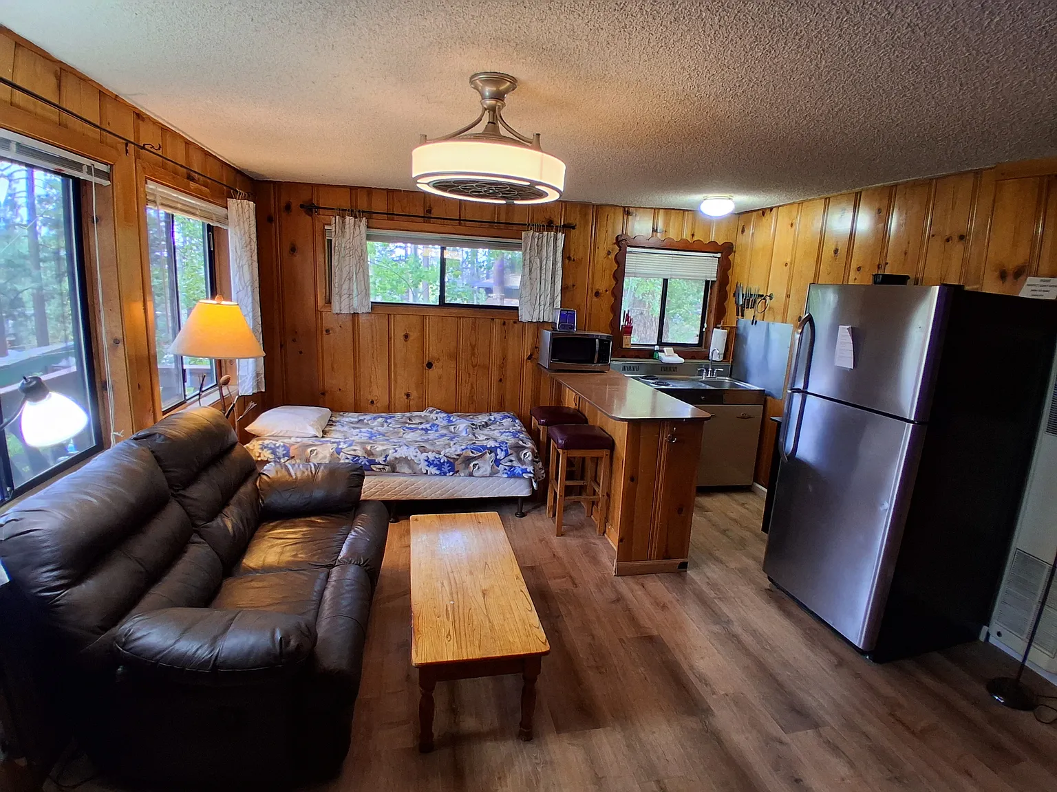 1 bed, 425 sqft, $1,900 — Photo 2