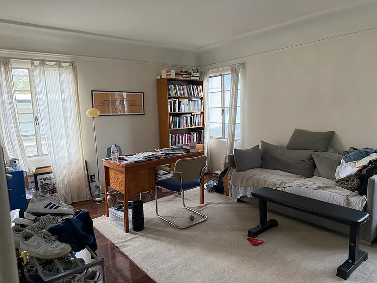 3318 Griffith Park Blvd — Photo 11