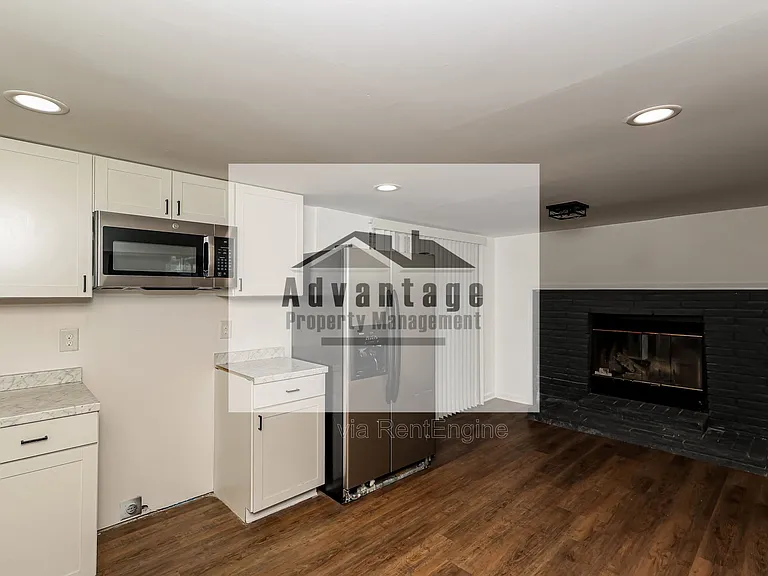 1455 Helen Ln SW — Photo 7