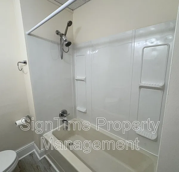 836 W Washington St — Photo 23