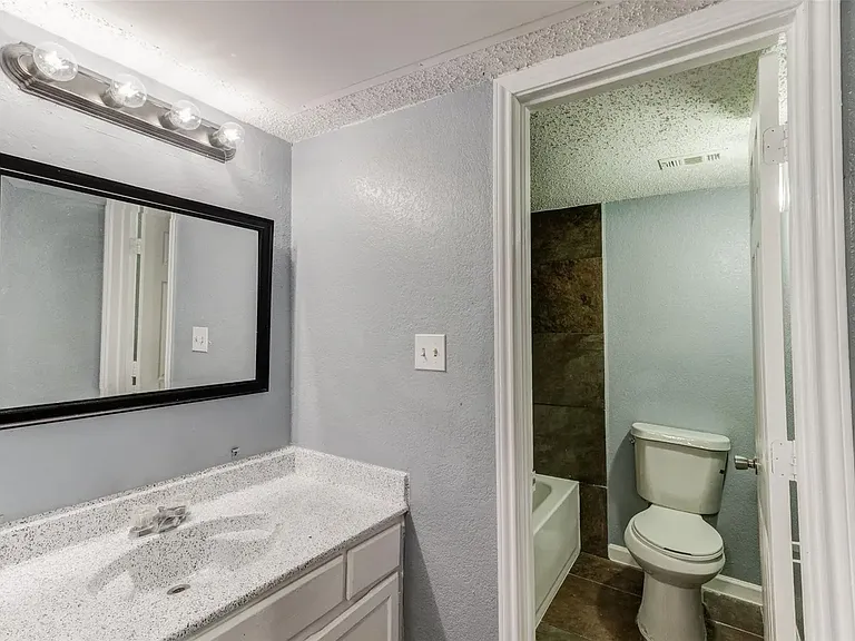 9829 Walnut St #107 — Photo 10