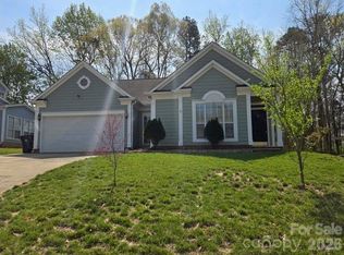 8405 Duckwood Ln, Charlotte, NC