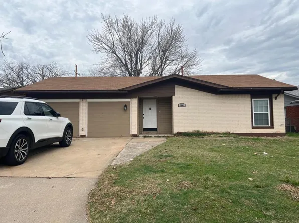 6441 NW Compass Dr, Lawton, OK 73505