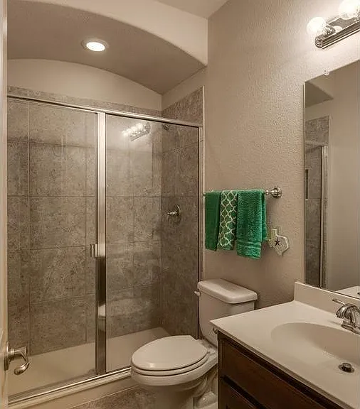 4624 Lazy Oaks St — Photo 8