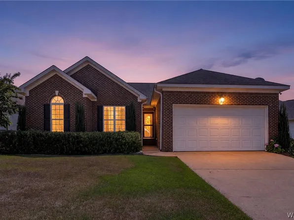 13919 Highland Pointe Dr, Northport, AL 35475