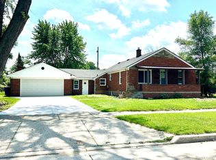 4020 Los Angeles Ave, Warren, MI 48091