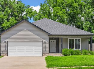 129 Eagles Perch Ln, Clarksville, TN 37040
