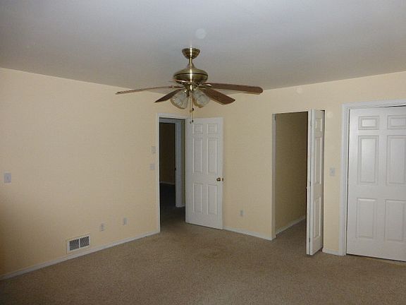 5th image of 114 Wildflower Ln