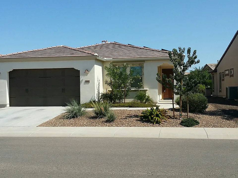 1602 E Azafran Trl