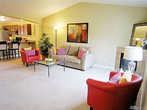 3rd image of 8315 54th Ct SE