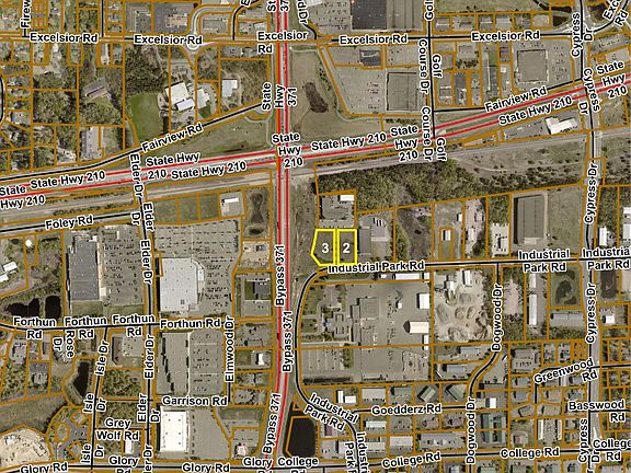 3rd image of 2 Industrial Park Rd SW