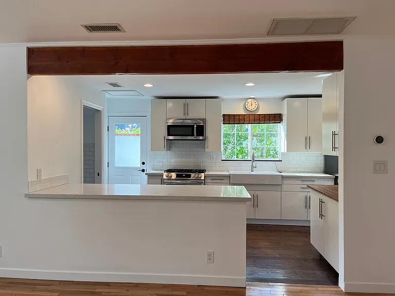 3751 Valleybrink Rd — Photo 6